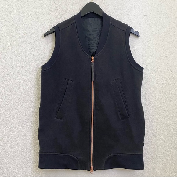LULULEMON Black Departure Vest - Picture 3 of 13